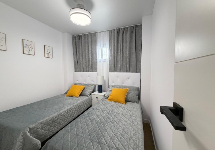 Resale - Apartment - Torrevieja - Nueva Torrevieja