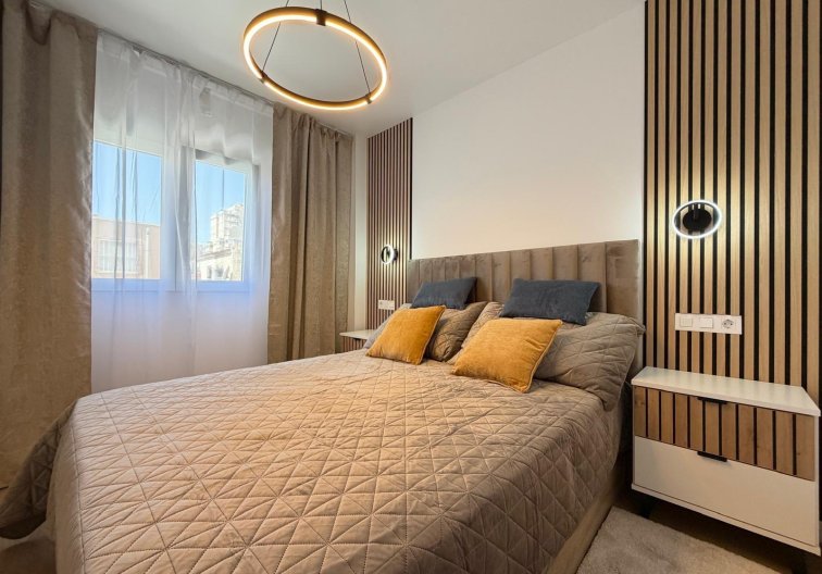 Resale - Apartment - Torrevieja - Nueva Torrevieja
