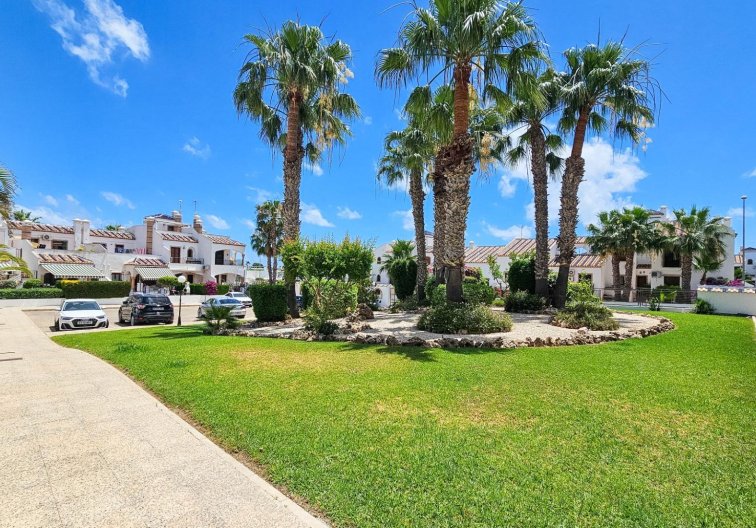 Wiederverkauf - town house - Orihuela Costa - PAU 8