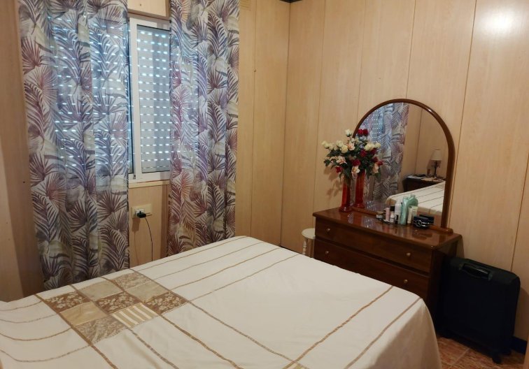 Segunda mano - Bungalow - Torrevieja - Los Balcones 