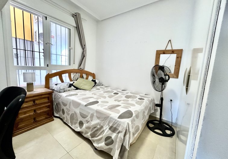 Segunda mano - Apartamento  - Villamartin - Costa Blanca