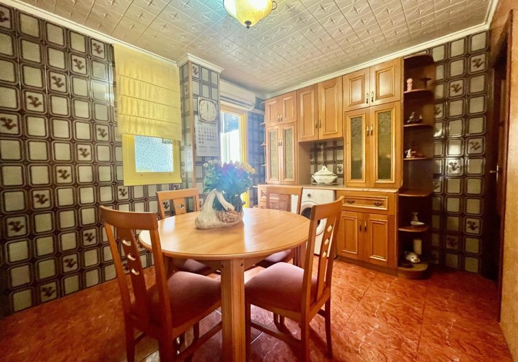 Wiederverkauf - Wohnung - Torrevieja - Centro