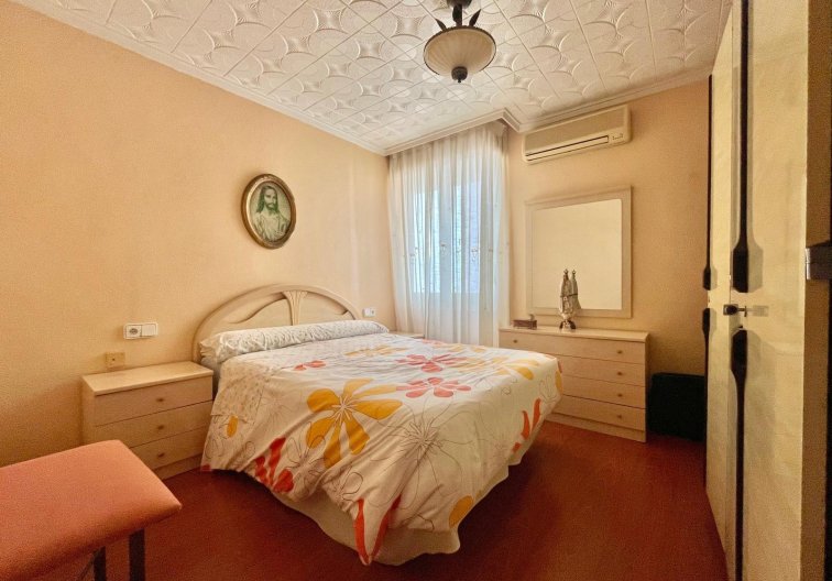 Wiederverkauf - Wohnung - Torrevieja - Centro
