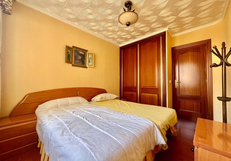 Wiederverkauf - Wohnung - Torrevieja - Centro