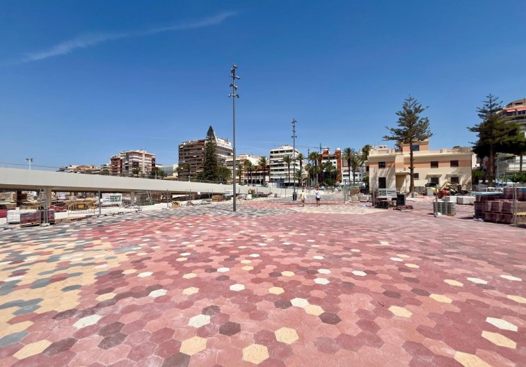 Wiederverkauf - Wohnung - Torrevieja - Centro