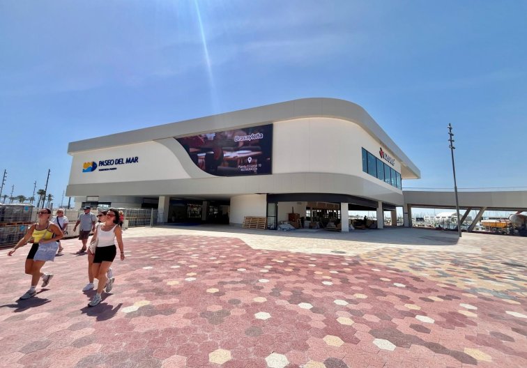 Wiederverkauf - Wohnung - Torrevieja - Centro
