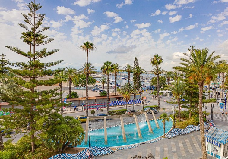 Segunda mano - Atico - Torrevieja - Centro