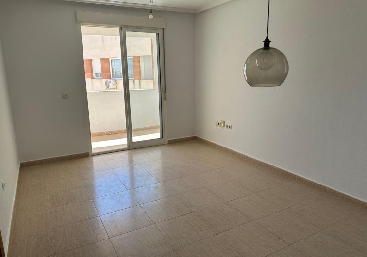 Wiederverkauf - Wohnung - Torrevieja - Centro