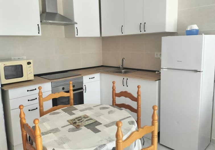 Segunda mano - Bungalow en planta alta - Torrevieja - La Siesta - El Salado - Torreta