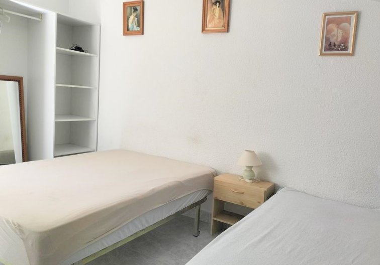 Segunda mano - Bungalow en planta alta - Torrevieja - La Siesta - El Salado - Torreta