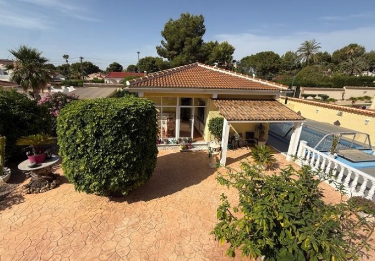 Wiederverkauf - villa - Pinar de Campoverde - Inland