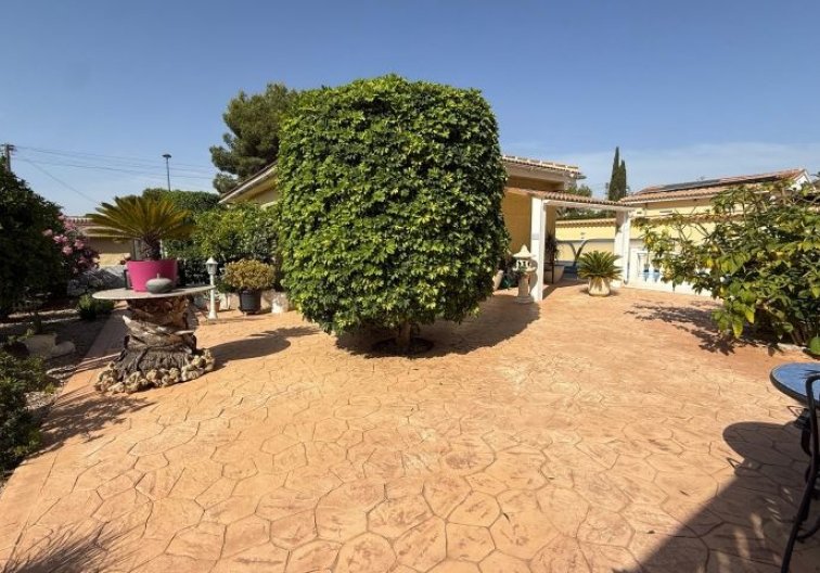 Wiederverkauf - villa - Pinar de Campoverde - Inland