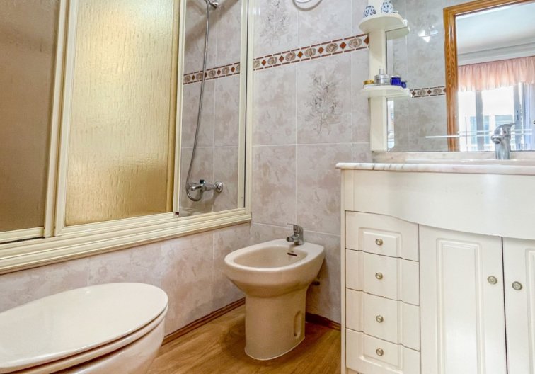 Segunda mano - Apartamento  - Torrevieja - Costa Blanca