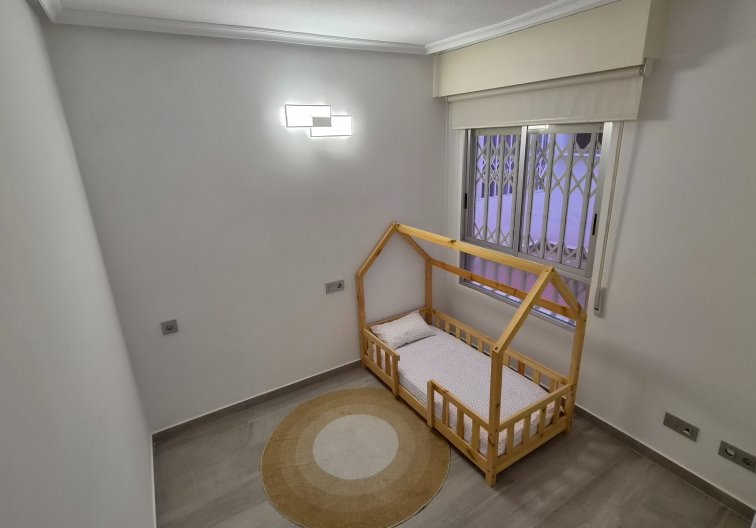 Segunda mano - Apartamento  - Torrevieja - Costa Blanca