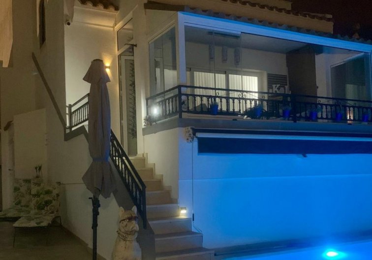Revente - villa - Orihuela Costa - Costa Blanca