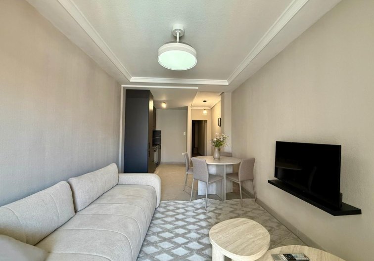 Resale - Apartment - Torrevieja - Playa del Cura