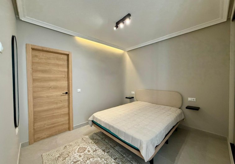 Resale - Apartment - Torrevieja - Playa del Cura
