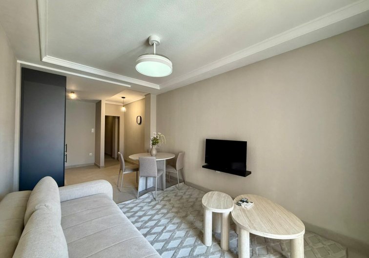 Resale - Apartment - Torrevieja - Playa del Cura