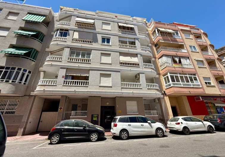 Resale - Apartment - Torrevieja - Playa del Cura