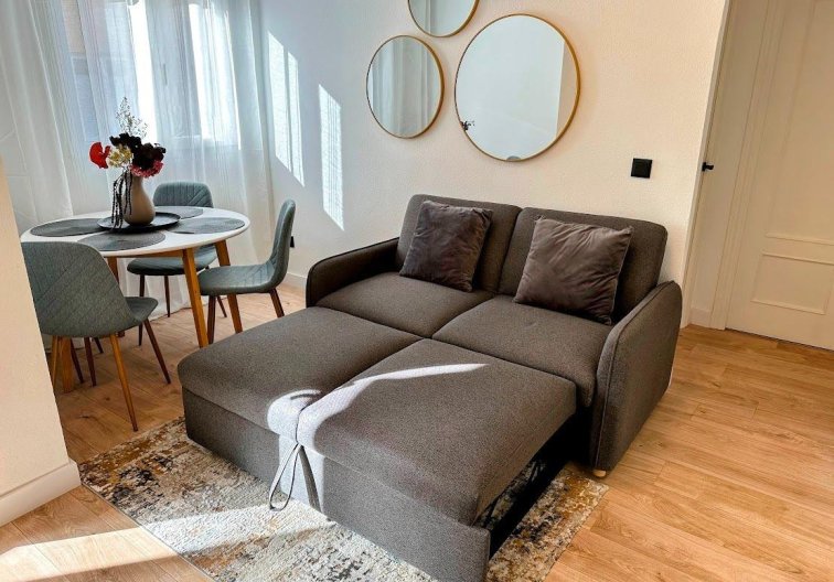 Wiederverkauf - Wohnung - Torrevieja - Centro
