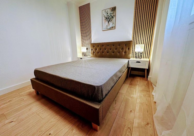 Wiederverkauf - Wohnung - Torrevieja - Centro