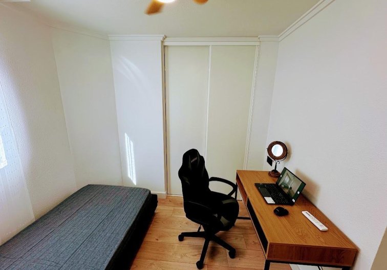 Wiederverkauf - Wohnung - Torrevieja - Centro