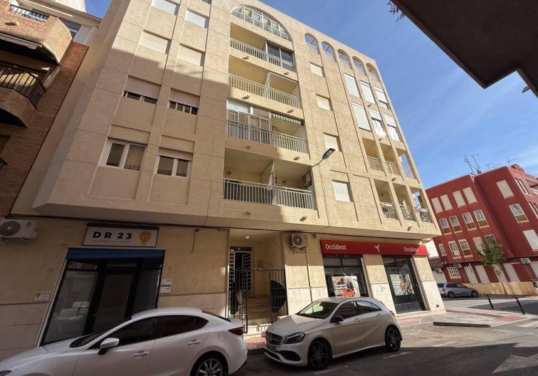 Wiederverkauf - Wohnung - Torrevieja - Centro