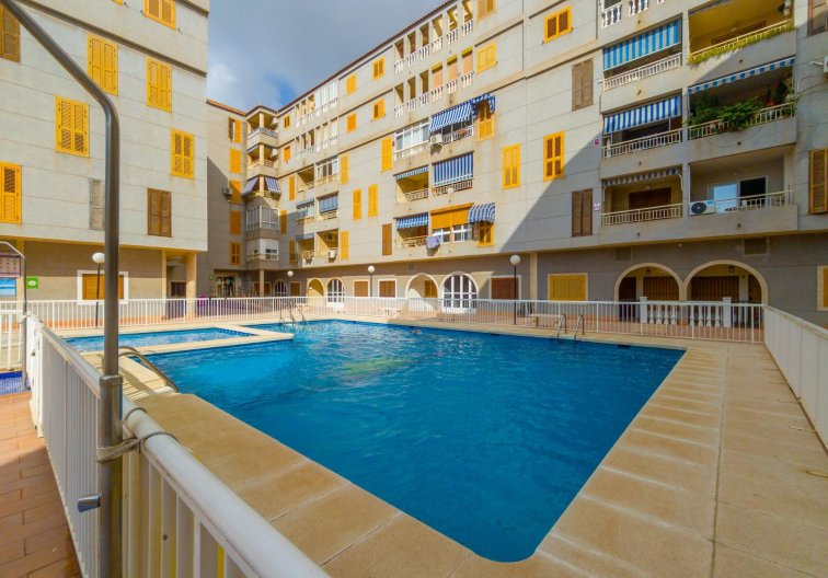 Resale - Apartment - Torrevieja - Acequion
