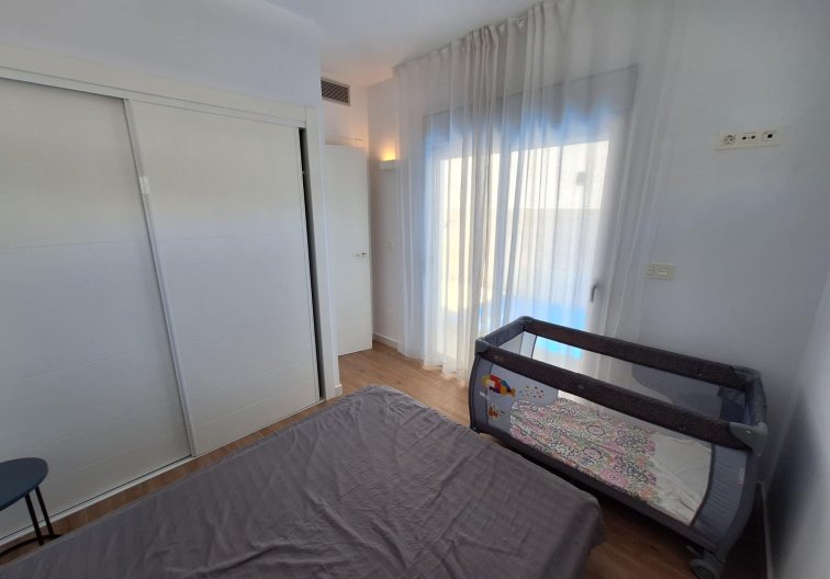 Segunda mano - villa - Torrevieja - Los Frutales