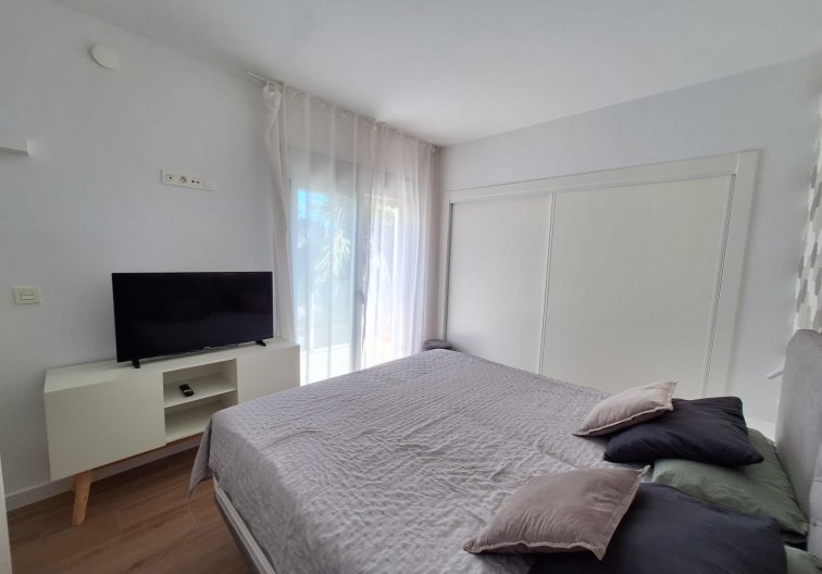 Segunda mano - villa - Torrevieja - Los Frutales