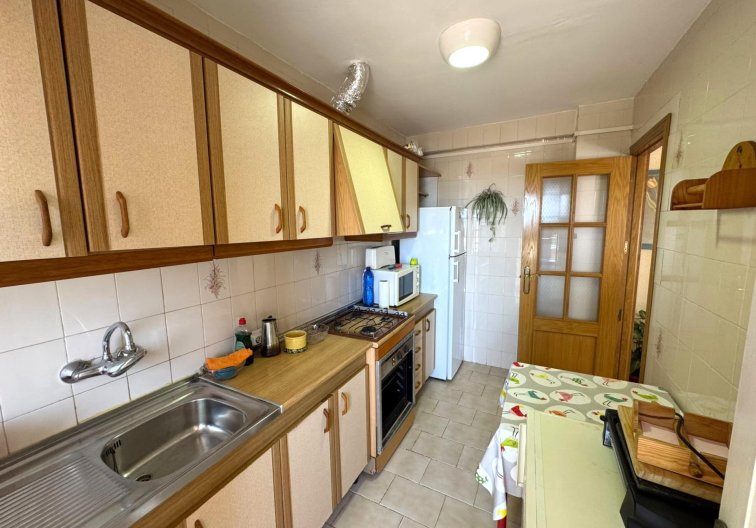 Segunda mano - Apartamento  - Torrevieja - Miramar - Torre Del Moro
