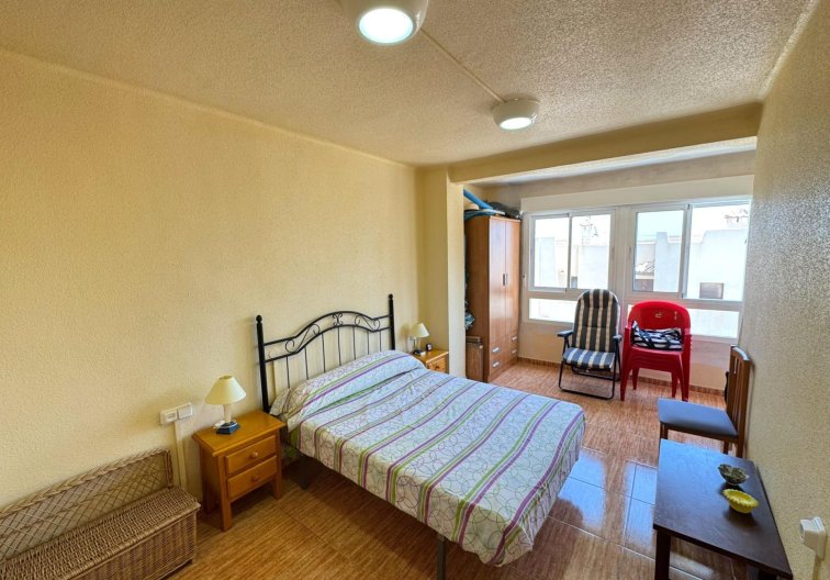 Segunda mano - Apartamento  - Torrevieja - Miramar - Torre Del Moro