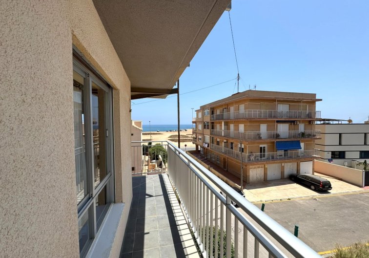 Segunda mano - Apartamento  - Torrevieja - Miramar - Torre Del Moro