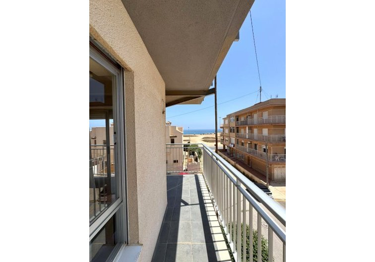 Segunda mano - Apartamento  - Torrevieja - Miramar - Torre Del Moro
