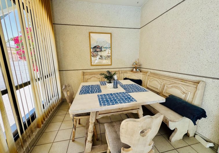 Resale - villa - Torrevieja - La Siesta - El Salado - Torreta