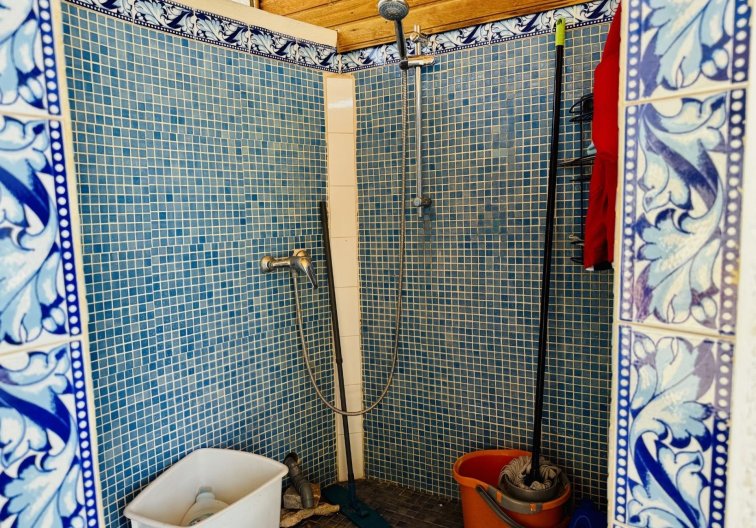 Resale - villa - Torrevieja - La Siesta - El Salado - Torreta