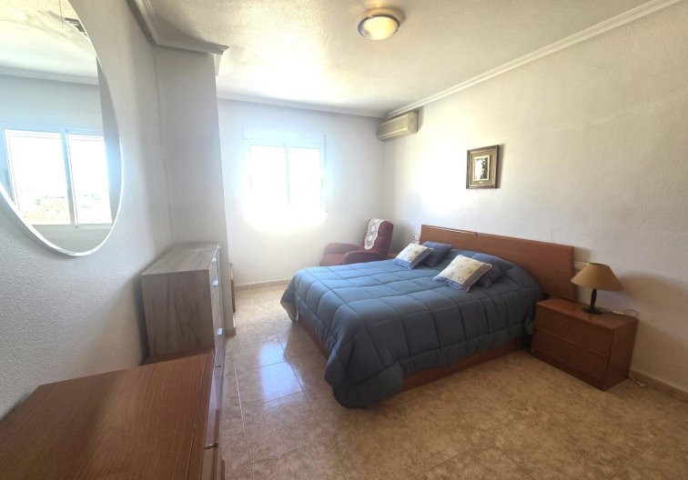 Resale - Apartment - Torrevieja - Parque Las Naciones
