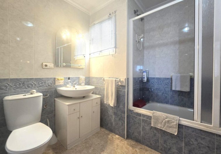 Resale - Apartment - Torrevieja - Parque Las Naciones