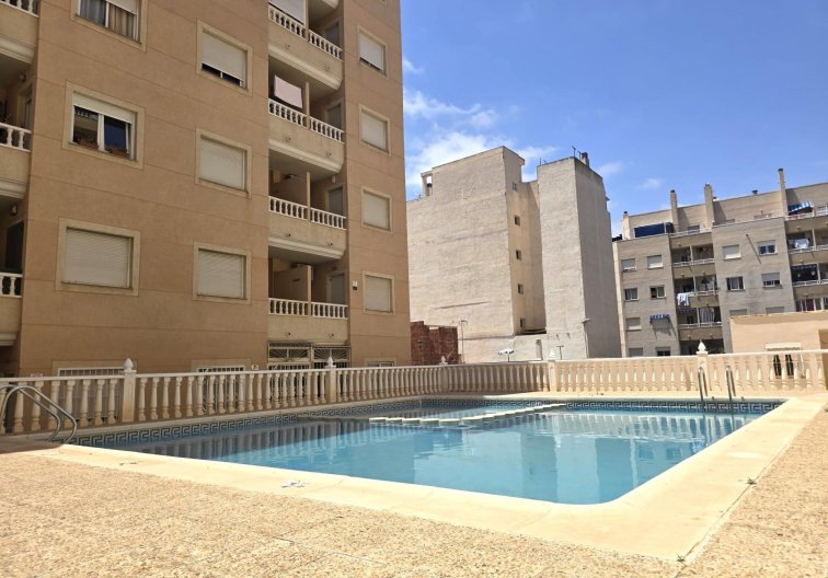 Resale - Apartment - Torrevieja - Parque Las Naciones