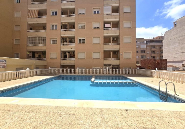 Resale - Apartment - Torrevieja - Parque Las Naciones