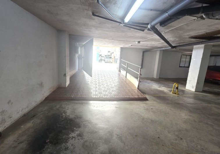 Resale - Apartment - Torrevieja - Parque Las Naciones