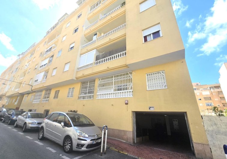 Resale - Apartment - Torrevieja - Parque Las Naciones