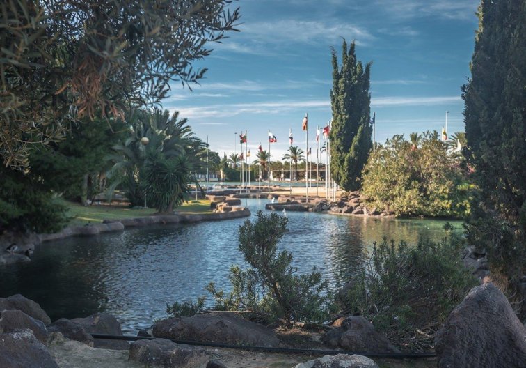 Resale - Apartment - Torrevieja - Parque Las Naciones
