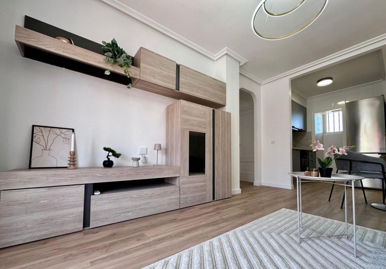 Resale - Apartment - Torrevieja - Habaneras