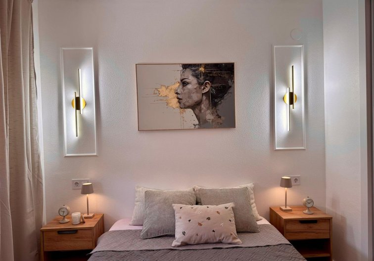 Resale - Apartment - Torrevieja - Habaneras