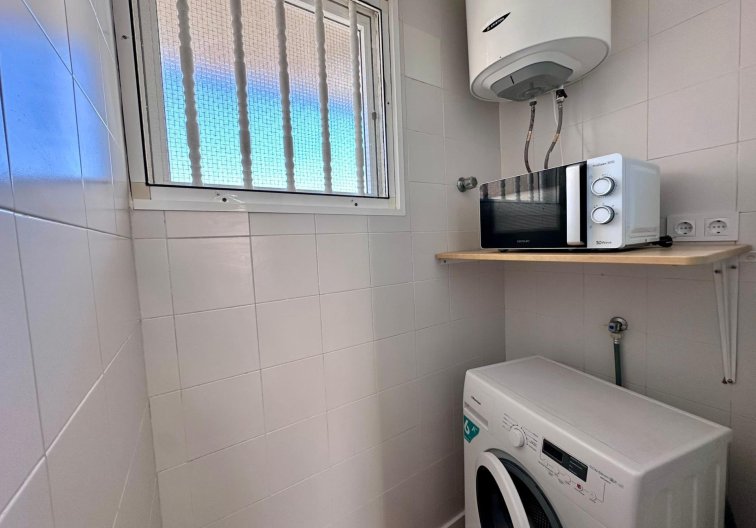 Resale - Apartment - Torrevieja - Habaneras