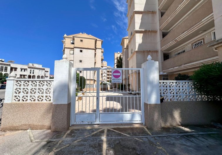 Resale - Apartment - Torrevieja - Habaneras