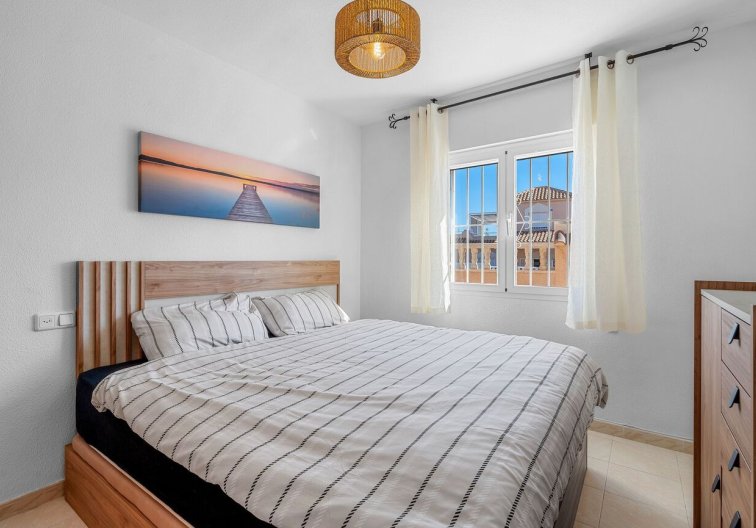 Segunda mano - Bungalow - Torrevieja - Los Balcones 