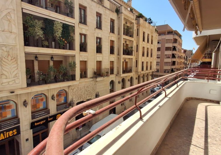 Wiederverkauf - Wohnung - Orihuela - Zona Centro