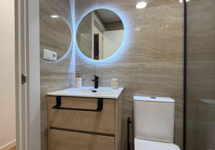 Resale - Apartment - Torrevieja - Playa del Cura